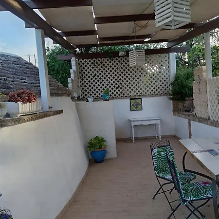 Casa rural Trullo Carrubo *